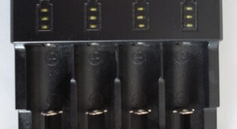 The Nitecore Intellicharger I4