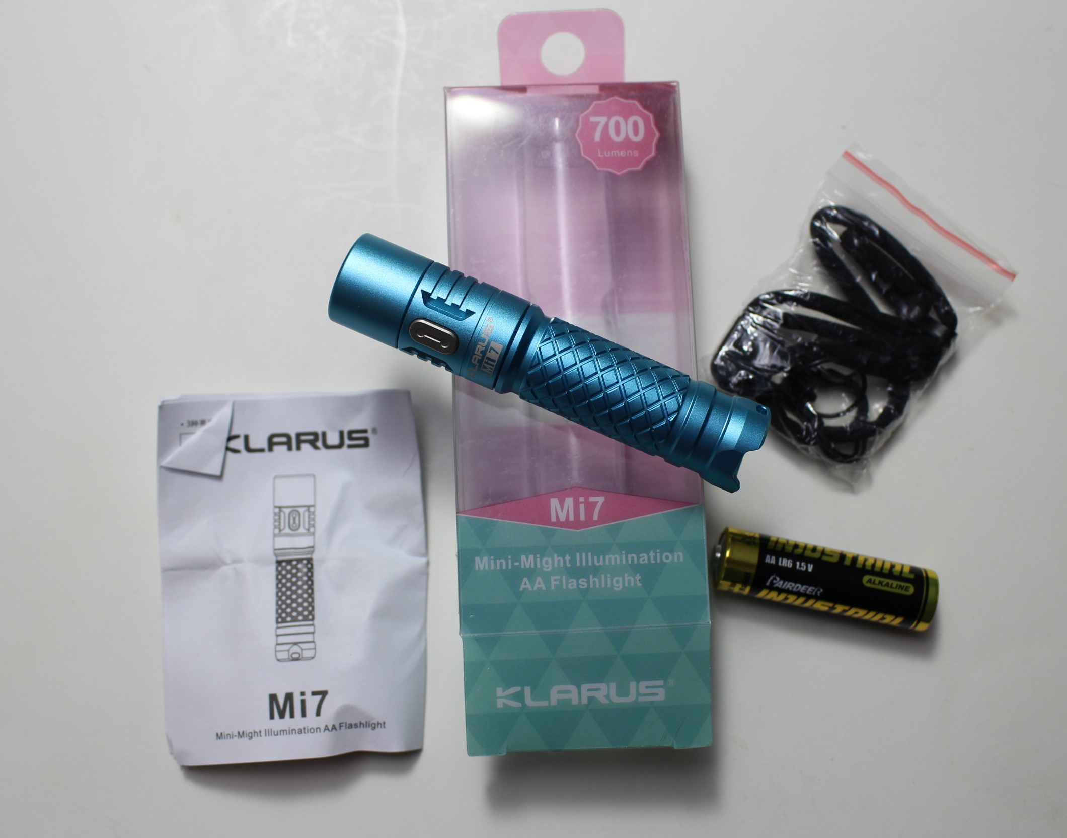 Klarus MI7 Ti mini-might Beleuchtung AA Taschenlampe CREE xp-l Hi V3 LED Taschenlampen Titan Legierung 700 lm EDC Taschenlampe Laternen