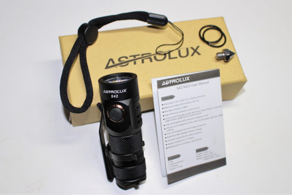 Astrolux S42 package