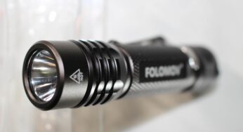 Folomov 18650S Nichia LED Flashlight Review