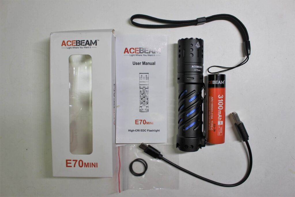 Acebeam E70 mini package